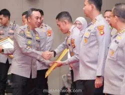 Polda Sumsel Anugerahkan WBK dan Pelayanan Publik Prima kepada 11 Satuan