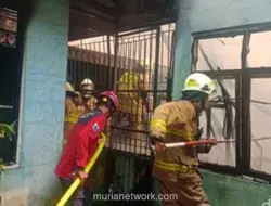 Kebakaran Melanda Gudang Buku SDN di Jagakarsa, Diduga Korsleting