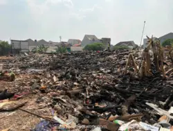 Pemprov DKI Imbau Disiplin Kelola Sampah Usai Kebakaran TPA Ilegal di Kramat Jati Tewaskan Damkar