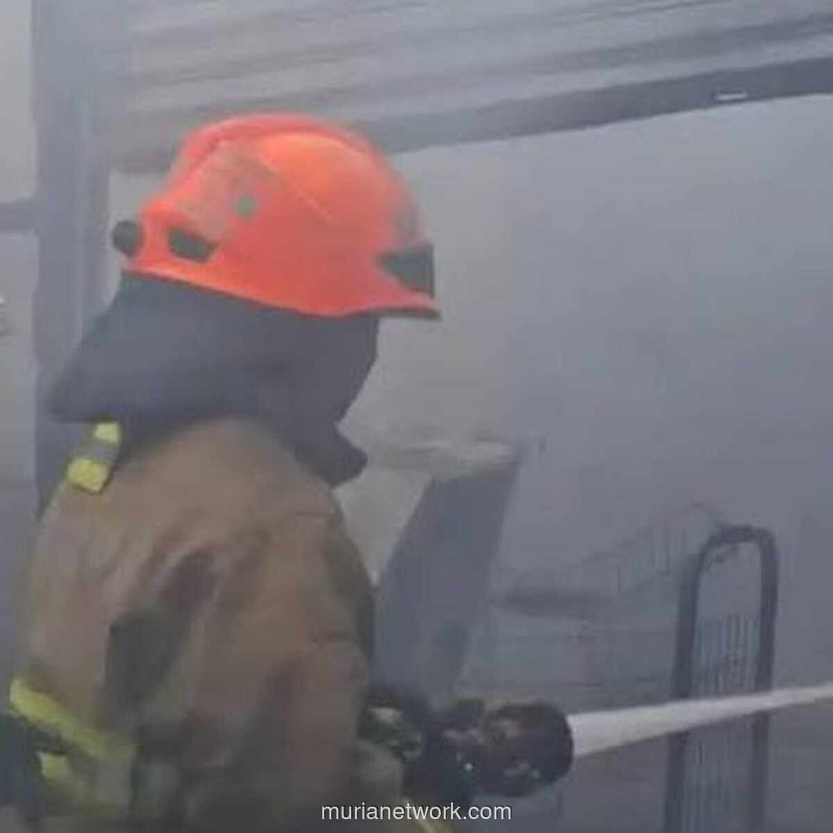 Kecewa Permintaan Ditolak Orang Tua, Pemuda di Bandung Bakar Motor Hingga Tiga Rumah Ludes