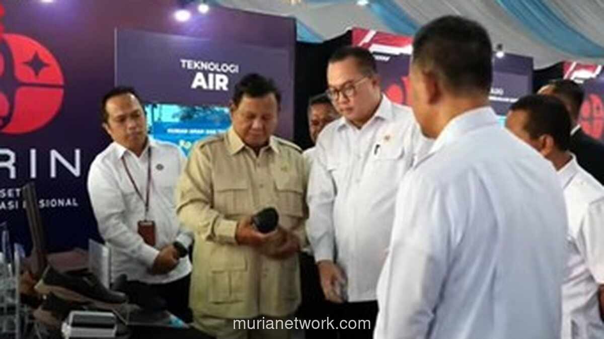 Prabowo Tertarik pada Sepatu Riset BRIN, Harganya Mulai Rp 47 Ribu