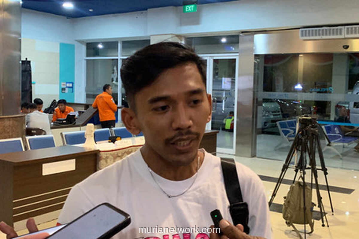 Tiga Sopir Ekspedisi Selamat Setelah Lompat dari KM Mutiara Sentosa 2 yang Terbakar