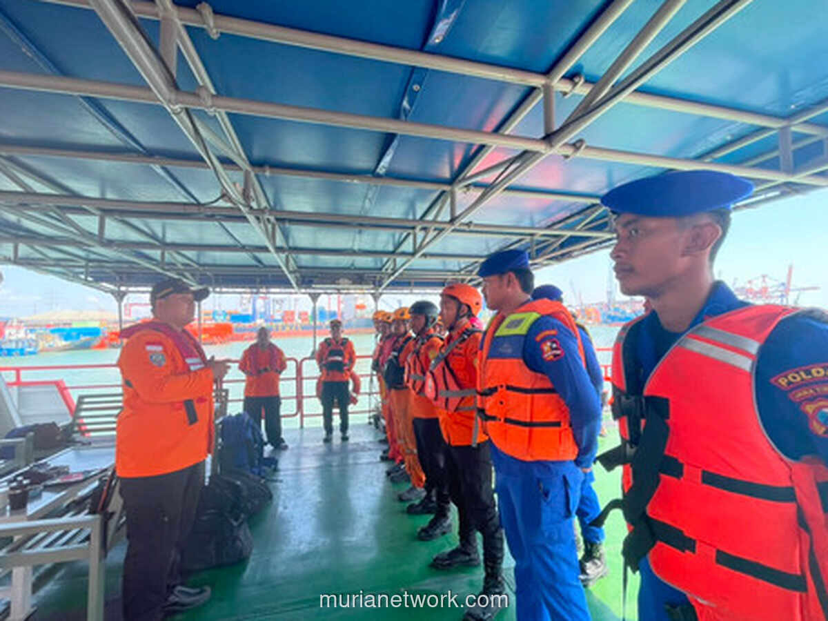 Evakuasi KM Mutiara Sentosa 2 Terus Berlanjut, 40-45 Penumpang Belum Dievakuasi