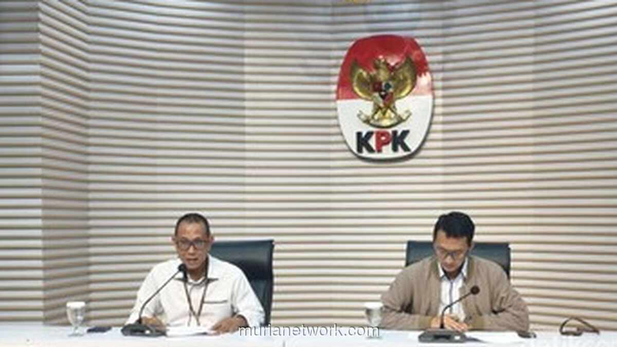 KPK Temukan Selisih SGD 2 Ribu dalam Amplop untuk Menhut