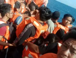 Kapal Penumpang Terbakar di Perairan Sumenep, 250 Orang Dievakuasi
