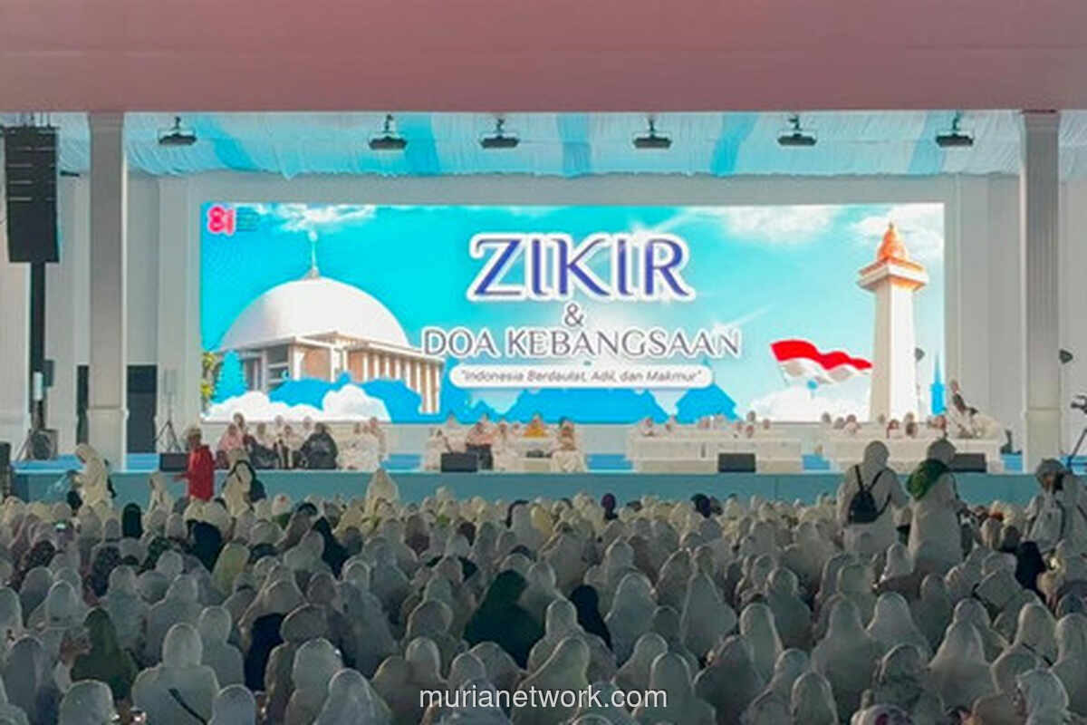 Zikir dan Doa Kebangsaan 2026 di Monas, Ribuan Jemaah Padati Silang Monas