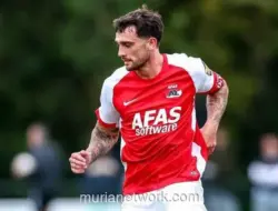 Lima Klub Eropa Berebut Troy Parrott, Striker AZ Alkmaar yang Moncer