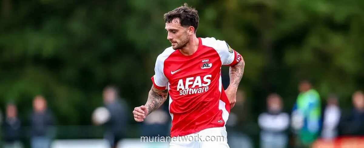 Lima Klub Eropa Berebut Troy Parrott, Striker AZ Alkmaar yang Moncer