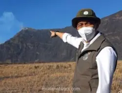 Menhut Tinjau Langsung Penanganan Karhutla di Bromo, Water Bombing Digencarkan