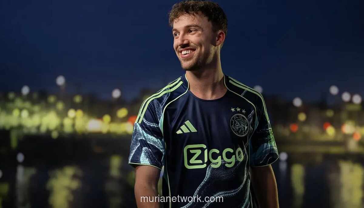 Ajax Menang tapi Michel Sanchez Soroti Penurunan Konsentrasi Tim