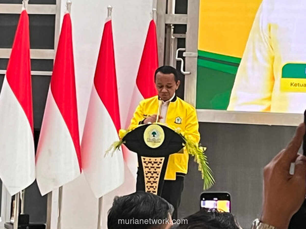 Dicolek Ajudan saat Pidato, Bahlil Kelakar Konsentrasi Buyar karena Dipanggil Prabowo
