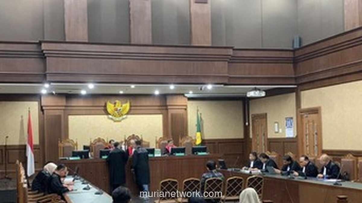Terdakwa Gratifikasi Rp 7,6 Miliar Minta Dakwaan Dibatalkan