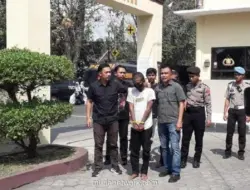 Pengamen Manusia Silver Tewas Dibunuh Teman Sendiri, Dua Pelaku Ditangkap di Kediri