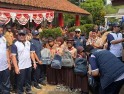 PNKT Salurkan 285 Paket Sekolah dan Bantuan Air Bersih di Bogor
