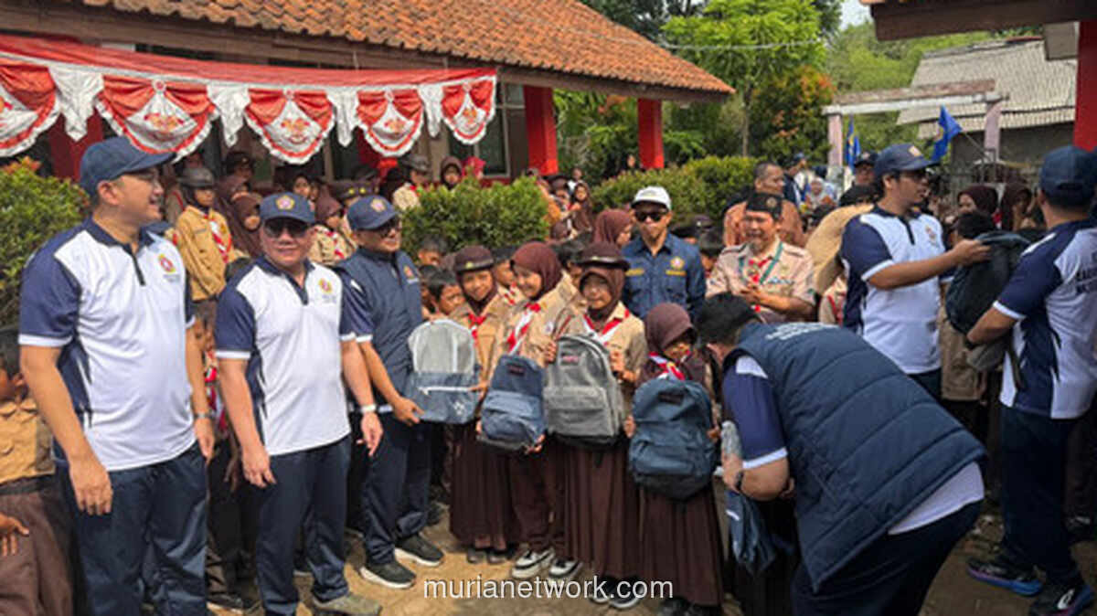 PNKT Salurkan 285 Paket Sekolah dan Bantuan Air Bersih di Bogor