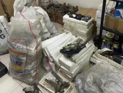 Ratusan Senjata hingga Narkoba Ditemukan di Sekolah Jakarta Selatan