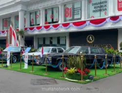 Tiga Mobil Kepresidenan Dipamerkan di Istana Menyambut HUT ke-81 RI
