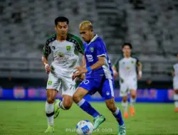 Persebaya dan Persib Bermain Imbang 1-1 di Babak Pertama Final Piala Presiden