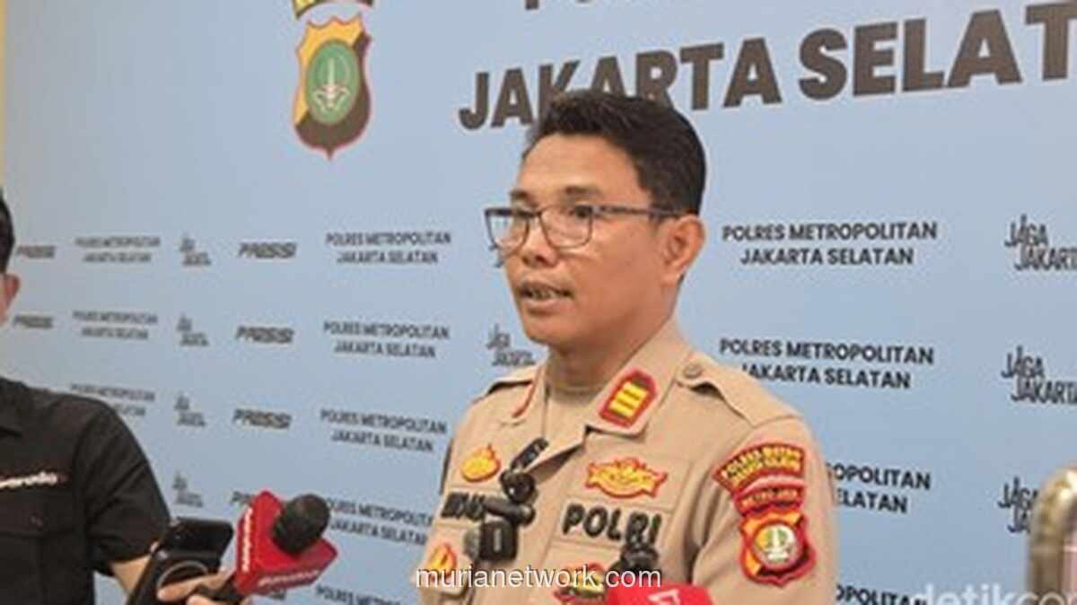 Polisi Selidiki Temuan Ratusan Senjata di Yayasan Sekolah Jakarta Selatan