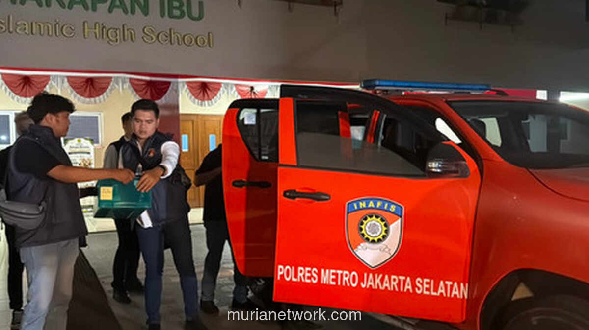 Polres Jaksel Geledah Tiga Ruangan Sekolah Yayasan Harapan Ibu
