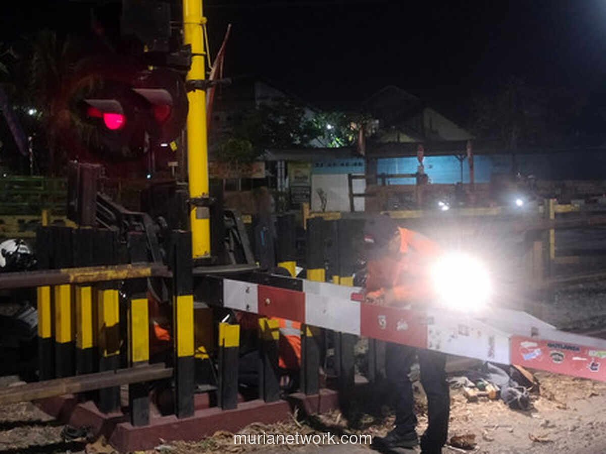 Mahasiswa Mabuk Rusak Palang Pintu Kereta di Sleman, Sempat Tantang Petugas KAI