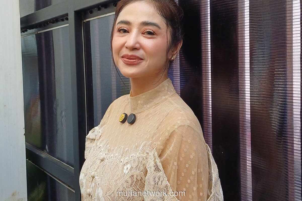 Dewi Perssik Geram Usai Masa Lalunya Diungkit Netizen saat Ramai soal Sarwendah
