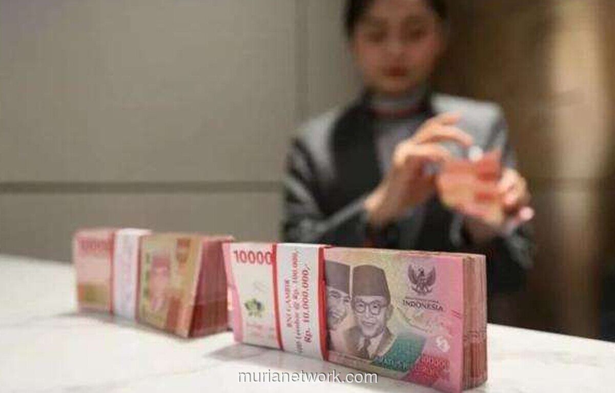 Rupiah Menguat ke Rp17.923 per Dolar AS di Tengah Meredanya Kekhawatiran Gangguan Pasokan