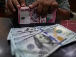 Rupiah Terus Tertekan, Dolar AS Tembus Rp17.861