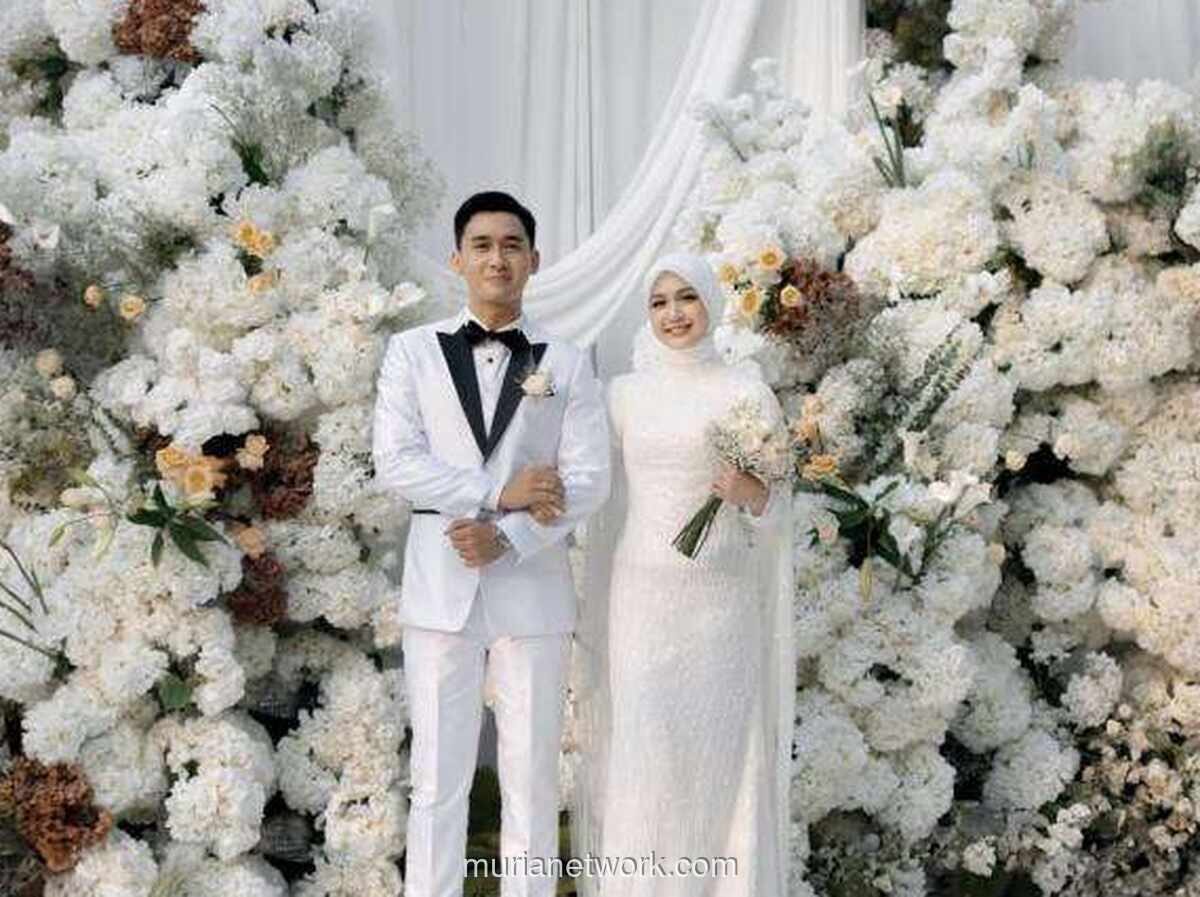 Dea Imut Resmi Menikah dengan Mazaki Ahmad