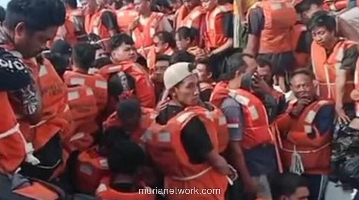 Kapal Terbakar di Perairan Sumenep, Penumpang Lompat ke Laut