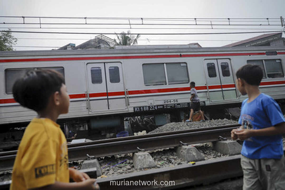 Siswi SMA Tewas Tertabrak KRL di Jurangmangu, Polisi Selidiki Penyebab