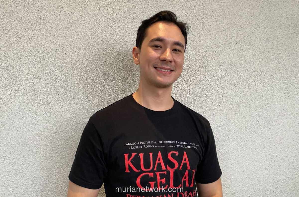 Jerome Kurnia Ambil Peran Ganda sebagai Eksekutif Produser di Film Kuasa Gelap