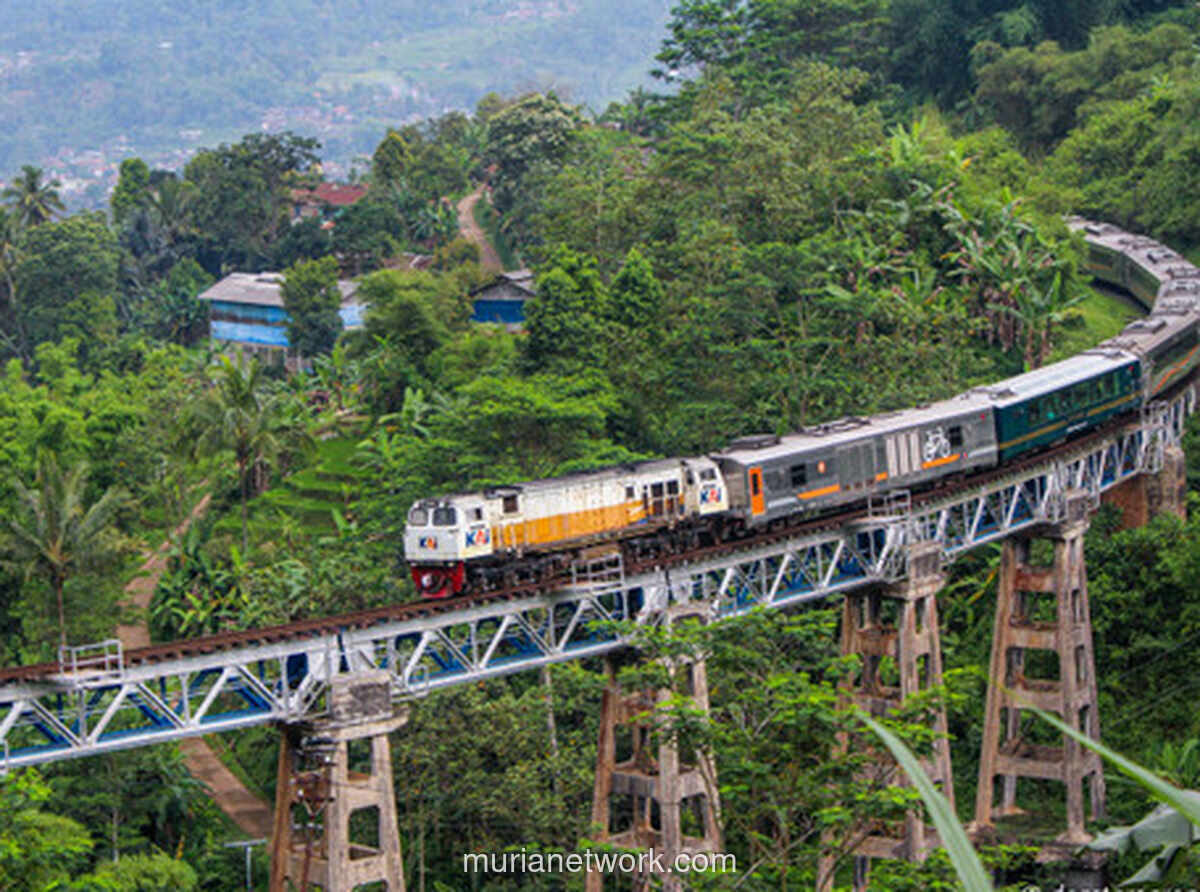 MTI Usulkan Kereta Api Menyeberang ke Jawa dengan Kapal Feri