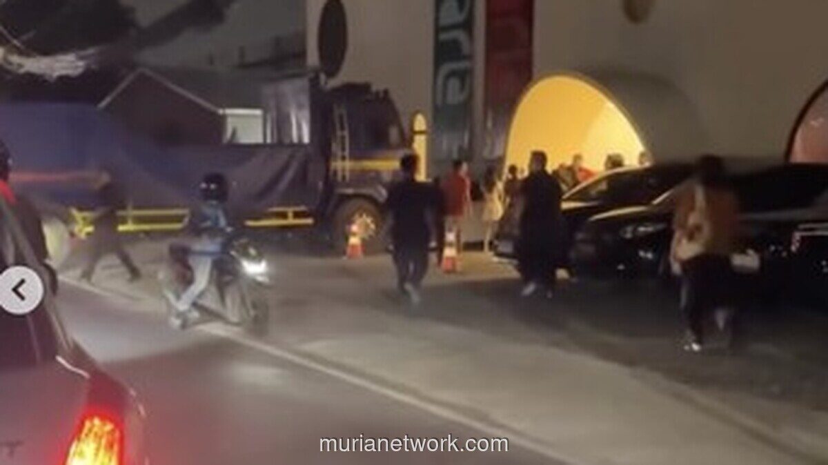 Truk Muatan Tabrak Mobil di Kemang, Lalu Lintas Kembali Normal