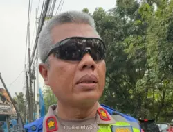 Truk Menabrak Mobil di Kemang Timur, Lalu Lintas Sempat Terganggu