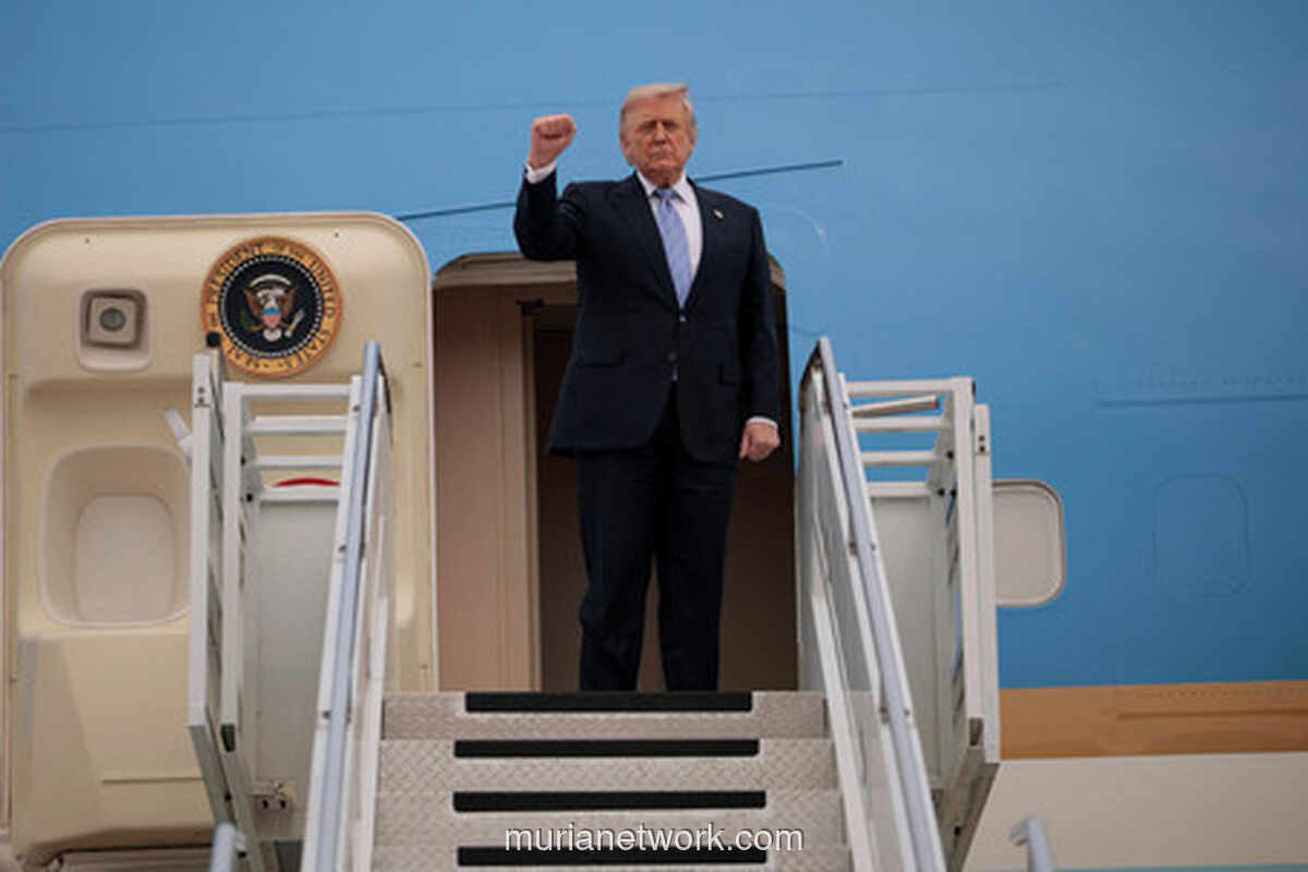 Ancaman Iran, Trump Diam-diam Pindah Pesawat Saat di Turki