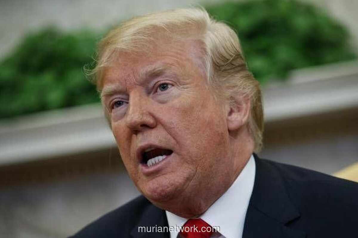 Trump Klaim Iran Bangkrut dan Tak Mampu Gaji Tentara, Inflasi Capai 300 Persen