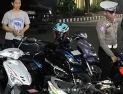 Patroli Malam, Polisi Cileungsi Amankan Pemuda Ugal-ugalan dan Sita Tuak