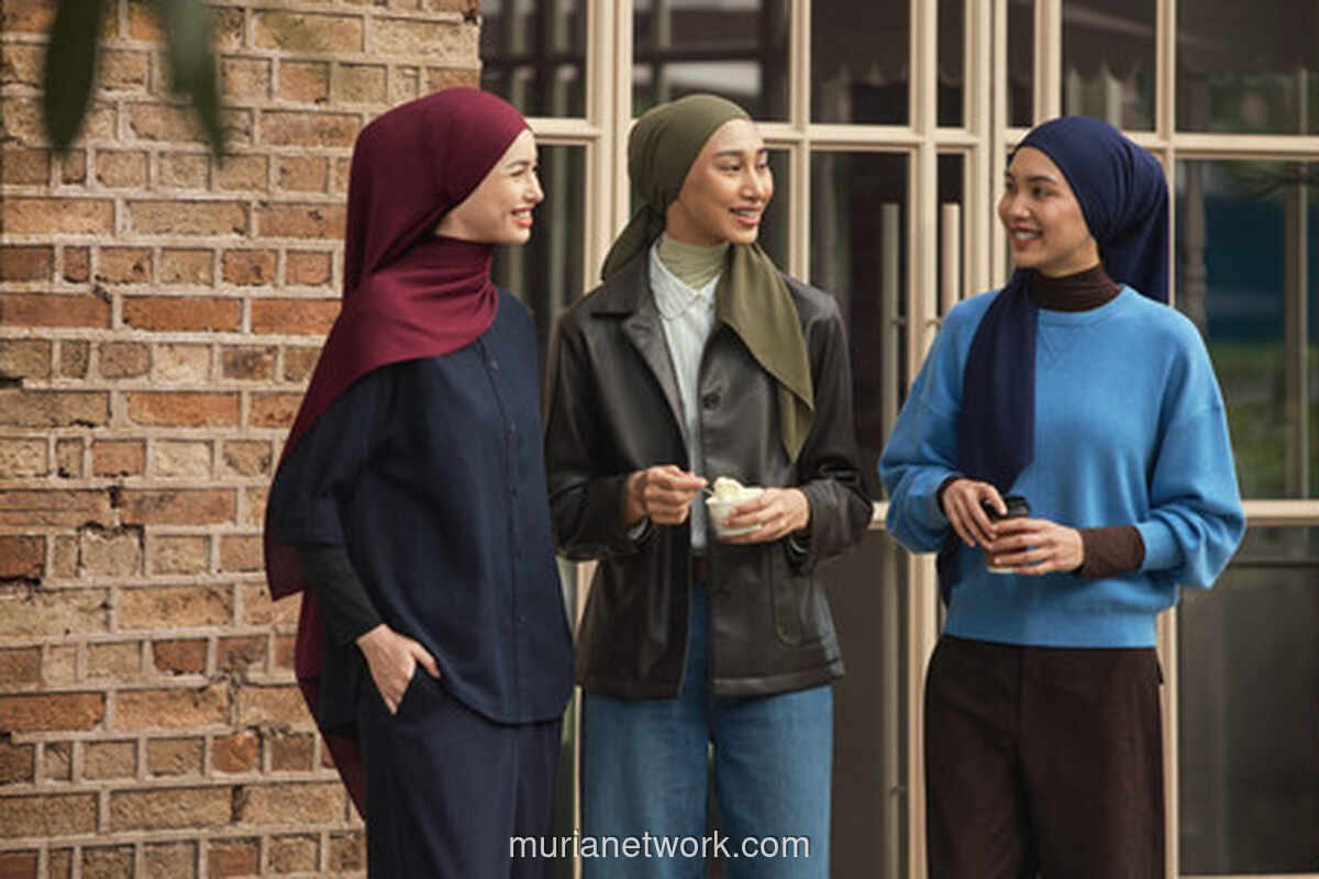 Uniqlo Rilis Koleksi Hijab Pertama, Tiga Varian Bahan dengan Harga Rp 199 Ribu