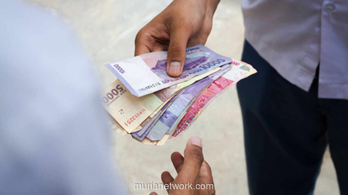 Viral Jukir Liar di Cibodas Paksa Wisatawan Bayar Parkir, Bupati Turun Tangan
