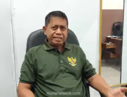 Viral Video Demo Ortu di Depan SD Medan, Kepsek: Gerbang Ditutup agar Upacara Khidmat