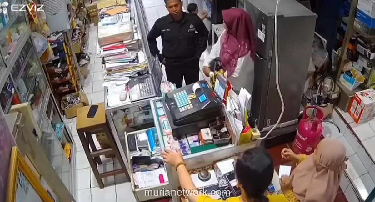Video Pria Ngaku Anggota DPD Tegur Pemilik Toko soal Bendera Merah Putih Viral