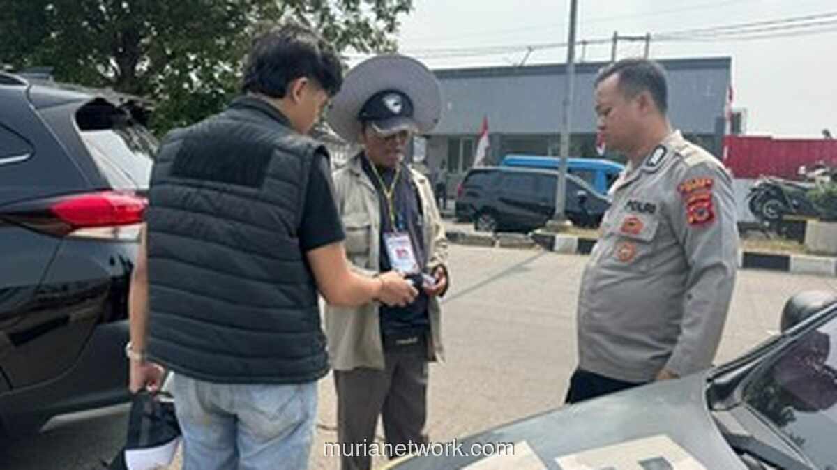 Sopir Taksi Online Kena Pungli di Cibinong, Juru Parkir Liar Dibawa ke Polsek