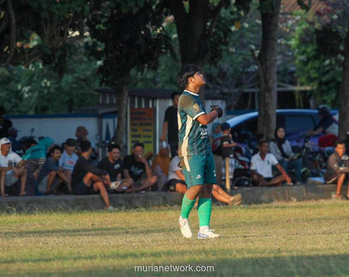 Penonton Masuk Lapangan dan Pukul Kiper, Laga Divisi Super Liga Bantul Terhenti