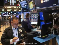 Wall Street Melemah, Investor Menanti Data Inflasi dan Gejolak Timur Tengah